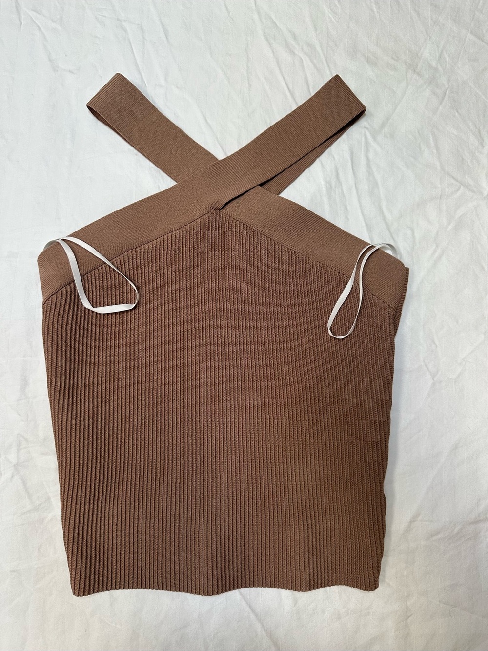 Babaton Sculpt Knit Criss Cross Cropped Tank size M - Picture 3 of 5